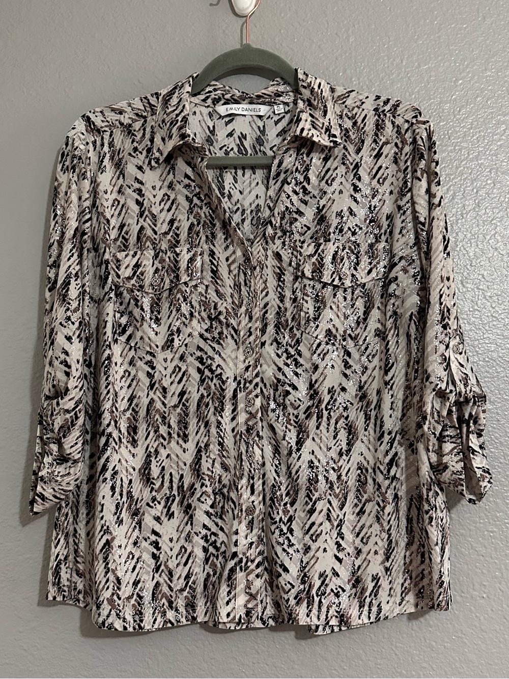 Emily Daniels Women's Taupe, Black & Brown Button-Front Blouse